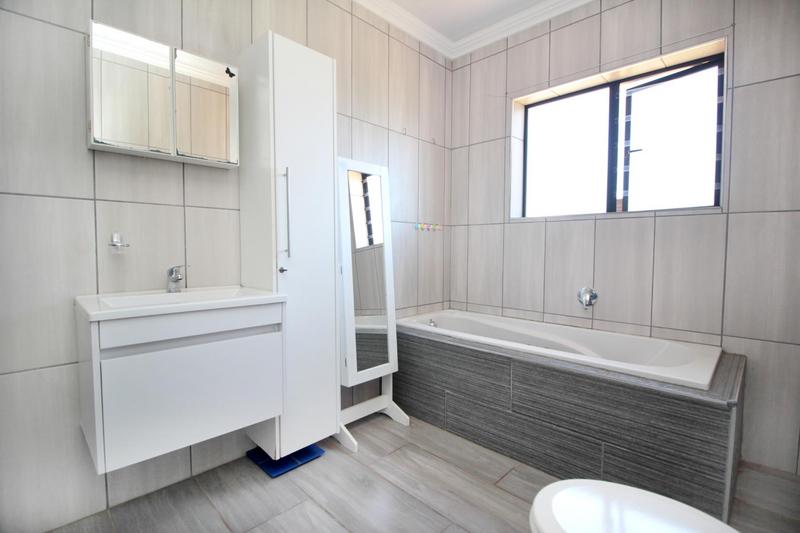 4 Bedroom Property for Sale in Island View Western Cape